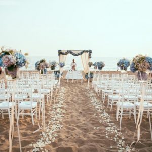 Chuẩn bị đám cưới trên biển